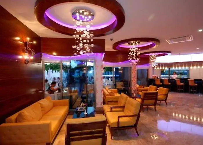 Grand Zaman 酒店 4*