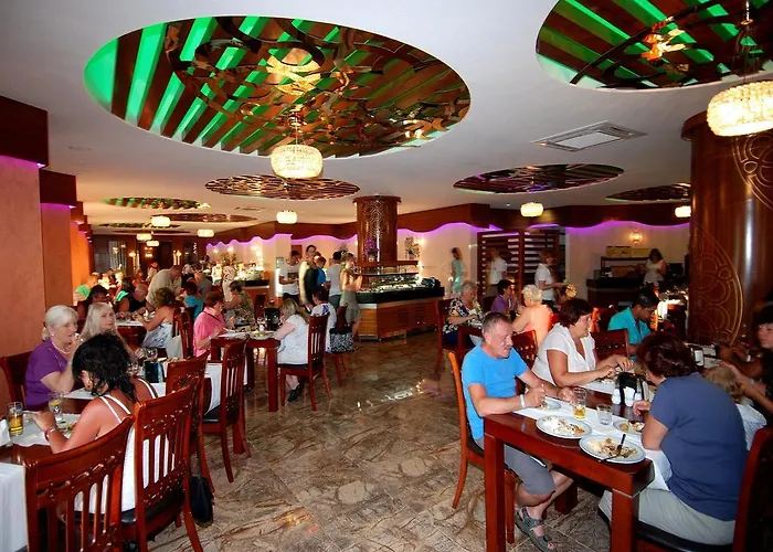 فندق Grand Zaman 4*