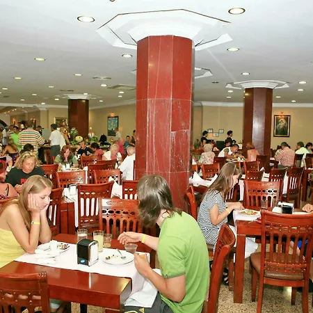 Grand Zaman מלון אלאניה